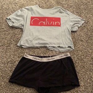 Calvin Klein cropped top and short set
